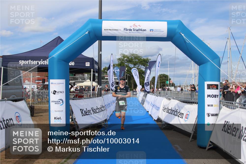 16.08.2026 - KN Förde Triathlon 2026 Markus Tischler http://msf.ph/oto/10003014 16.08.2026 16:04:01 Ziel 0, 28 meine-sportfotos.de
