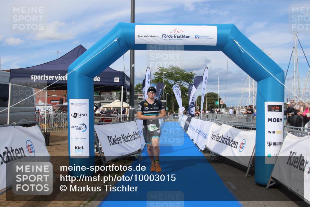 16.08.2026 - KN Förde Triathlon 2026 Markus Tischler http://msf.ph/oto/10003015 16.08.2026 16:04:01 Ziel 0, 28 meine-sportfotos.de