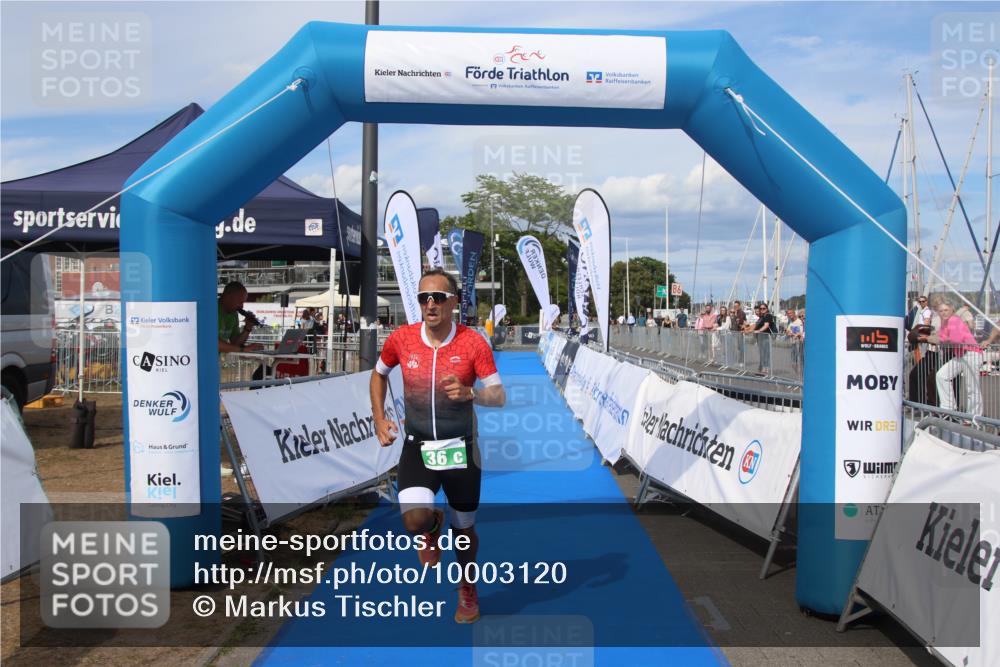 16.08.2026 - KN Förde Triathlon 2026 Markus Tischler http://msf.ph/oto/10003120 16.08.2026 16:08:12 Ziel 0, 36 meine-sportfotos.de