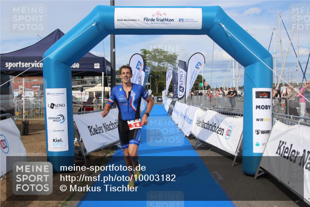 16.08.2026 - KN Förde Triathlon 2026 Markus Tischler http://msf.ph/oto/10003182 16.08.2026 16:12:21 Ziel 0, 5 meine-sportfotos.de