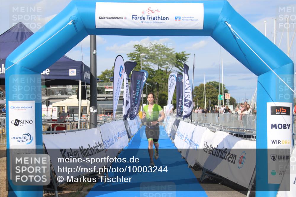 16.08.2026 - KN Förde Triathlon 2026 Markus Tischler http://msf.ph/oto/10003244 16.08.2026 16:17:55 Ziel 0, 3 meine-sportfotos.de