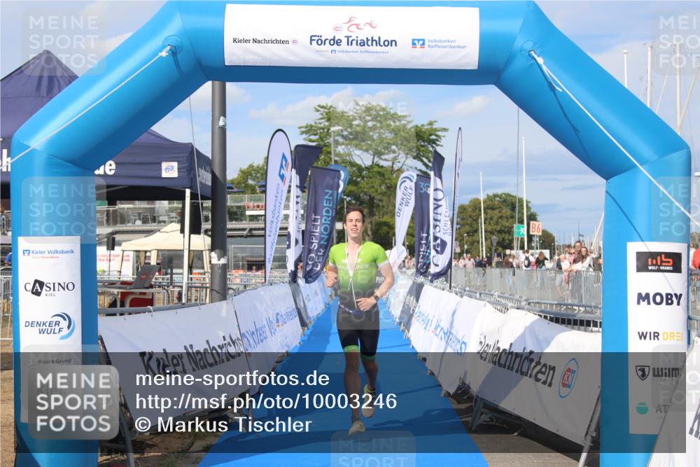 16.08.2026 - KN Förde Triathlon 2026 Markus Tischler http://msf.ph/oto/10003246 16.08.2026 16:17:55 Ziel 0, 3 meine-sportfotos.de