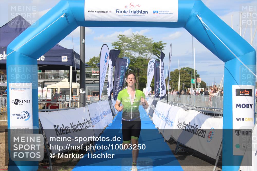 16.08.2026 - KN Förde Triathlon 2026 Markus Tischler http://msf.ph/oto/10003250 16.08.2026 16:17:56 Ziel 0, 3 meine-sportfotos.de