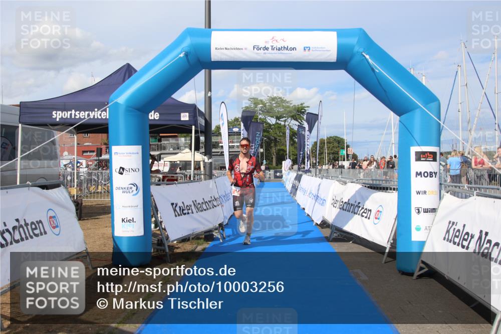 16.08.2026 - KN Förde Triathlon 2026 Markus Tischler http://msf.ph/oto/10003256 16.08.2026 16:20:14 Ziel 0, 2 meine-sportfotos.de