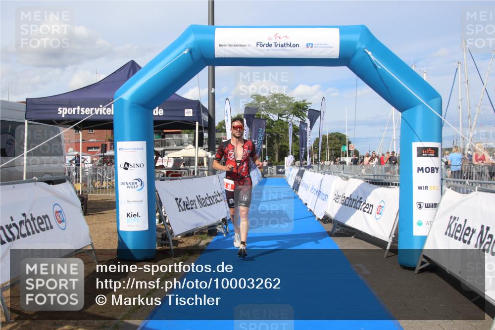 16.08.2026 - KN Förde Triathlon 2026 Markus Tischler http://msf.ph/oto/10003262 16.08.2026 16:20:15 Ziel 0, 2 meine-sportfotos.de