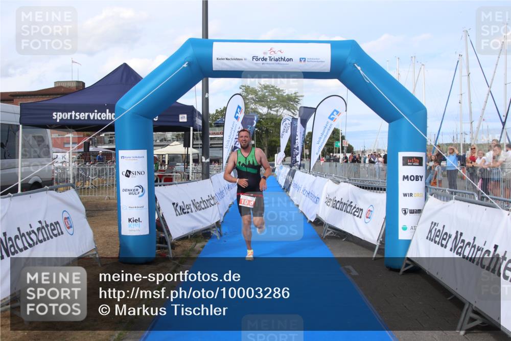 16.08.2026 - KN Förde Triathlon 2026 Markus Tischler http://msf.ph/oto/10003286 16.08.2026 16:22:20 Ziel 0, 10 meine-sportfotos.de