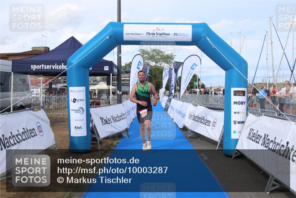 16.08.2026 - KN Förde Triathlon 2026 Markus Tischler http://msf.ph/oto/10003287 16.08.2026 16:22:20 Ziel 0, 10 meine-sportfotos.de