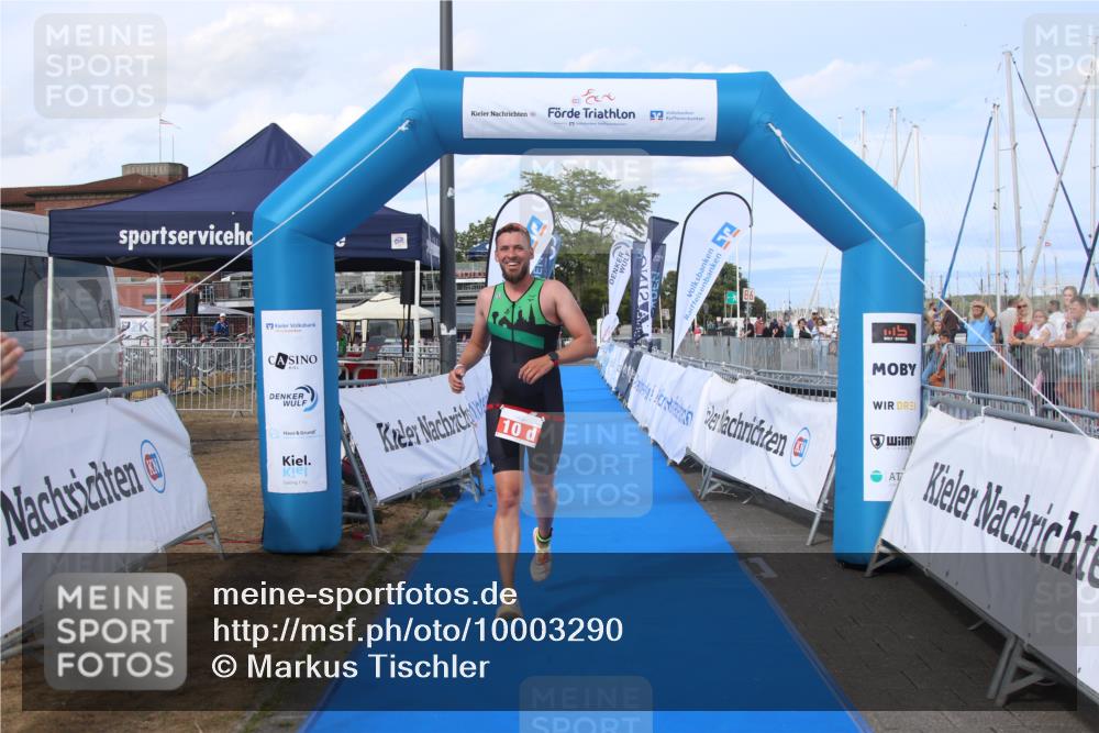 16.08.2026 - KN Förde Triathlon 2026 Markus Tischler http://msf.ph/oto/10003290 16.08.2026 16:22:21 Ziel 0, 10 meine-sportfotos.de