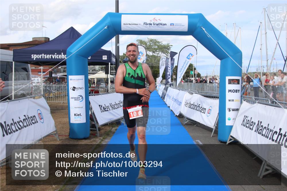 16.08.2026 - KN Förde Triathlon 2026 Markus Tischler http://msf.ph/oto/10003294 16.08.2026 16:22:21 Ziel 0, 10 meine-sportfotos.de