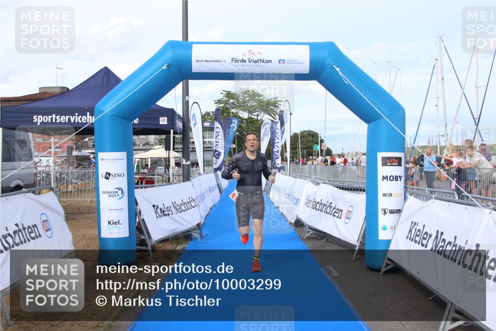 16.08.2026 - KN Förde Triathlon 2026 Markus Tischler http://msf.ph/oto/10003299 16.08.2026 16:22:49 Ziel 0, 15 meine-sportfotos.de