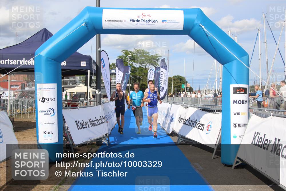 16.08.2026 - KN Förde Triathlon 2026 Markus Tischler http://msf.ph/oto/10003329 16.08.2026 16:26:01 Ziel 0, 1 meine-sportfotos.de