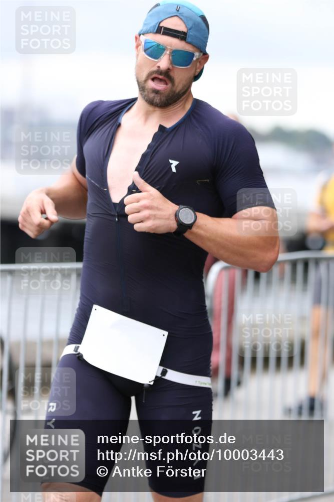 16.08.2026 - KN Förde Triathlon 2026 Antke Förster http://msf.ph/oto/10003443 16.08.2026 11:37:26 Laufen  meine-sportfotos.de