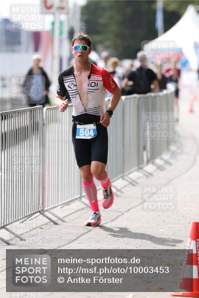 16.08.2026 - KN Förde Triathlon 2026 Antke Förster http://msf.ph/oto/10003453 16.08.2026 13:22:51 Laufen 504 meine-sportfotos.de