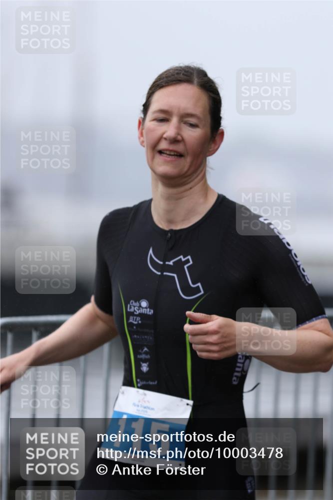 16.08.2026 - KN Förde Triathlon 2026 Antke Förster http://msf.ph/oto/10003478 16.08.2026 09:57:42 Laufen 115 meine-sportfotos.de