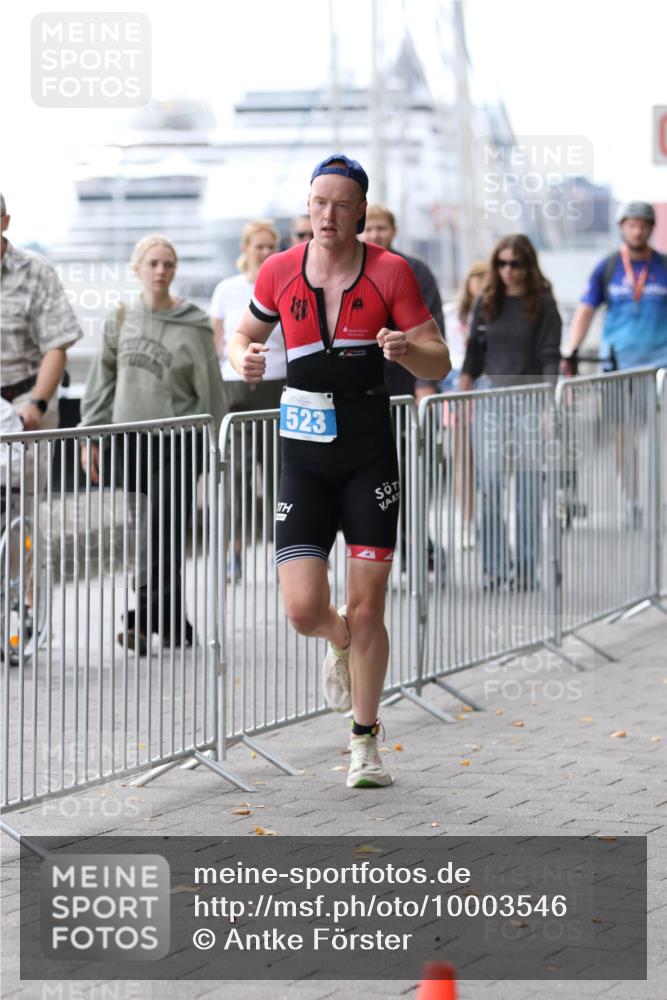 16.08.2026 - KN Förde Triathlon 2026 Antke Förster http://msf.ph/oto/10003546 16.08.2026 13:25:32 Laufen 523 meine-sportfotos.de