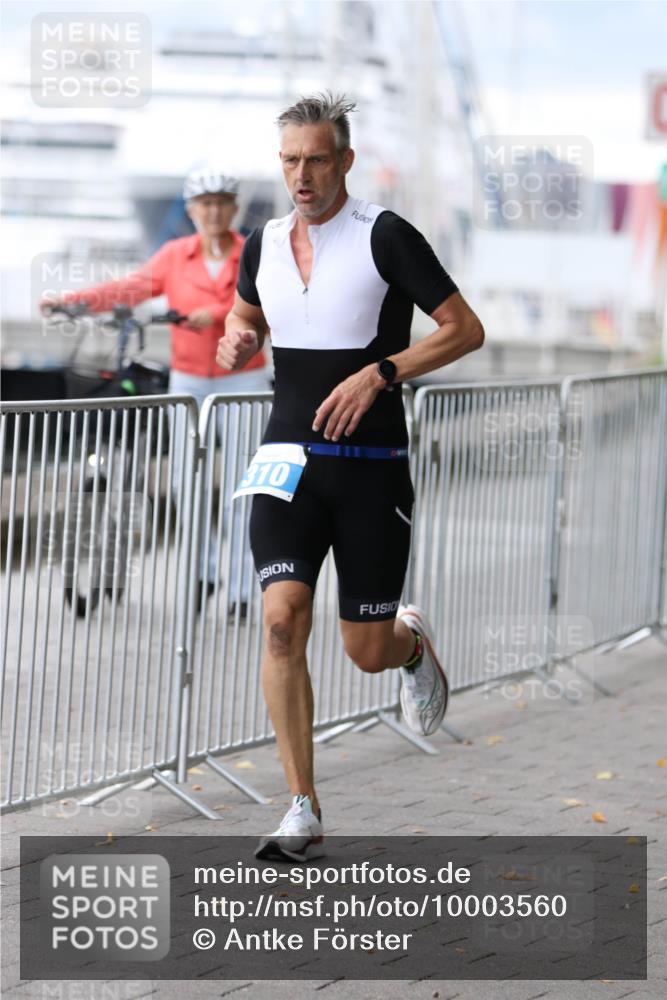 16.08.2026 - KN Förde Triathlon 2026 Antke Förster http://msf.ph/oto/10003560 16.08.2026 11:41:21 Laufen 310 meine-sportfotos.de