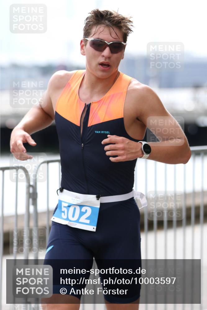 16.08.2026 - KN Förde Triathlon 2026 Antke Förster http://msf.ph/oto/10003597 16.08.2026 13:26:06 Laufen 502 meine-sportfotos.de