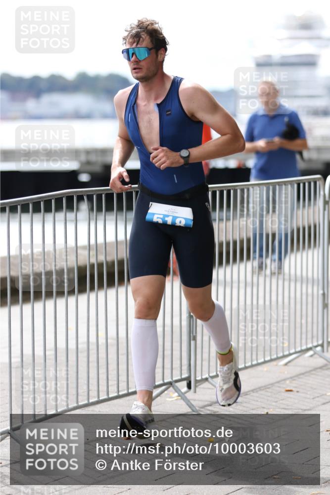 16.08.2026 - KN Förde Triathlon 2026 Antke Förster http://msf.ph/oto/10003603 16.08.2026 13:26:08 Laufen 519 meine-sportfotos.de