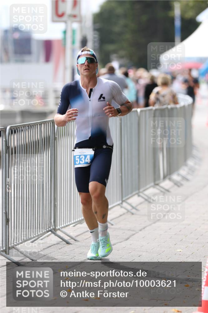 16.08.2026 - KN Förde Triathlon 2026 Antke Förster http://msf.ph/oto/10003621 16.08.2026 13:26:28 Laufen 534 meine-sportfotos.de