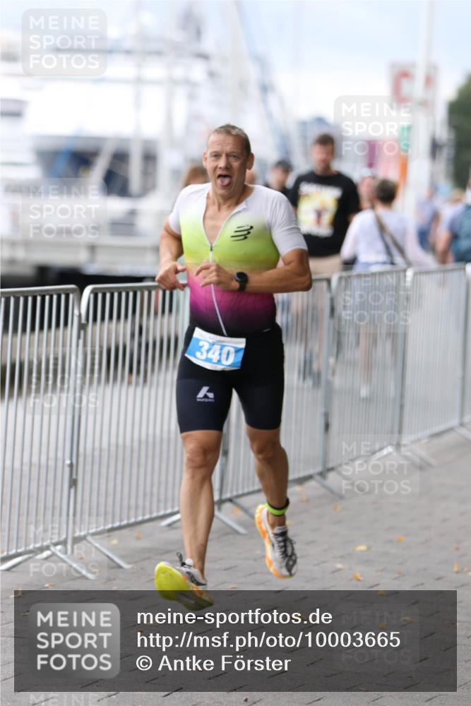 16.08.2026 - KN Förde Triathlon 2026 Antke Förster http://msf.ph/oto/10003665 16.08.2026 11:43:03 Laufen 17, 340 meine-sportfotos.de