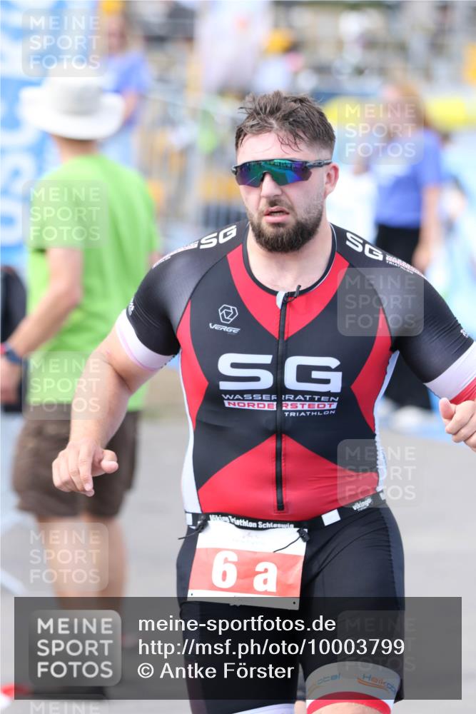 16.08.2026 - KN Förde Triathlon 2026 Antke Förster http://msf.ph/oto/10003799 16.08.2026 15:05:21 Laufen 6 meine-sportfotos.de