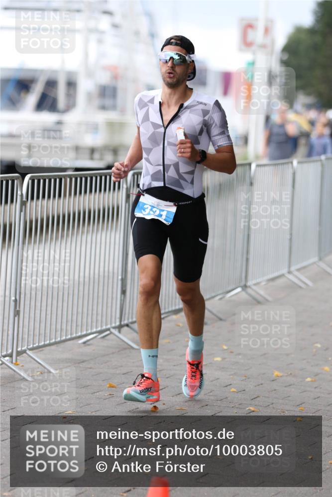 16.08.2026 - KN Förde Triathlon 2026 Antke Förster http://msf.ph/oto/10003805 16.08.2026 11:44:51 Laufen 391 meine-sportfotos.de
