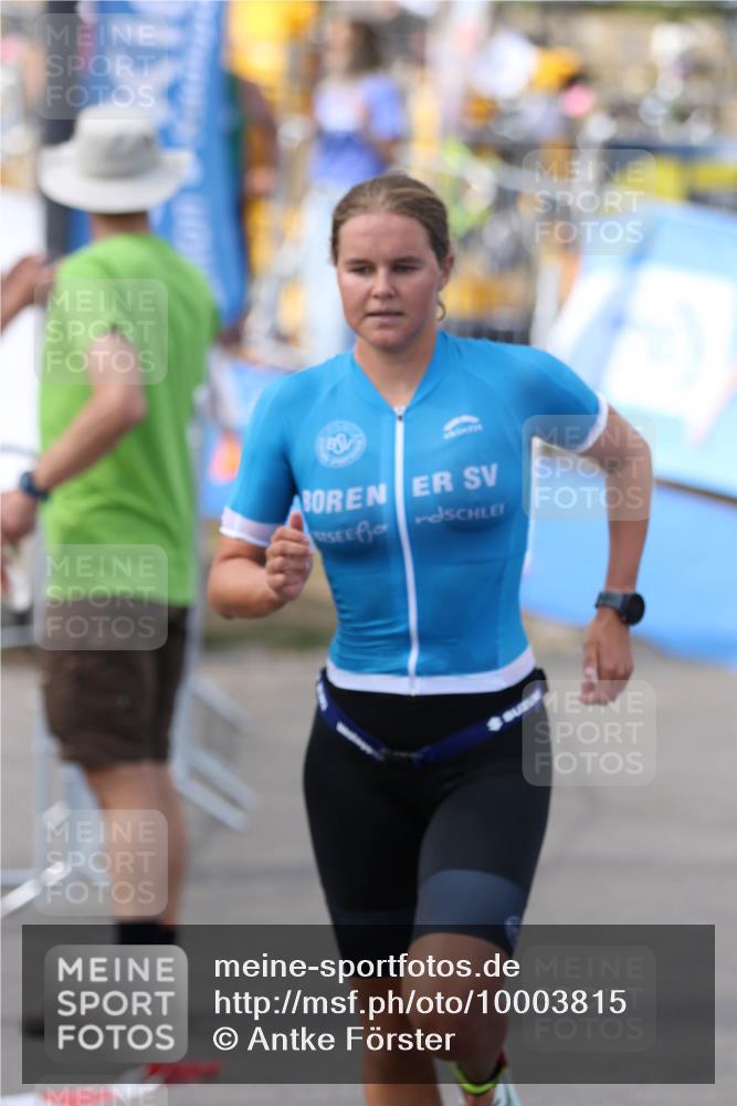 16.08.2026 - KN Förde Triathlon 2026 Antke Förster http://msf.ph/oto/10003815 16.08.2026 15:06:07 Laufen  meine-sportfotos.de