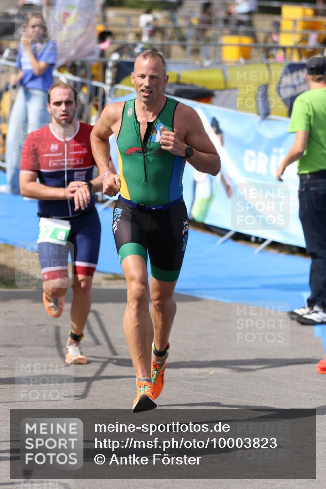 16.08.2026 - KN Förde Triathlon 2026 Antke Förster http://msf.ph/oto/10003823 16.08.2026 15:06:10 Laufen  meine-sportfotos.de