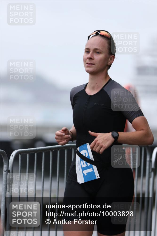 16.08.2026 - KN Förde Triathlon 2026 Antke Förster http://msf.ph/oto/10003828 16.08.2026 10:05:15 Laufen 155 meine-sportfotos.de