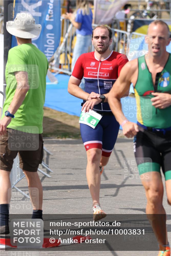 16.08.2026 - KN Förde Triathlon 2026 Antke Förster http://msf.ph/oto/10003831 16.08.2026 15:06:10 Laufen  meine-sportfotos.de