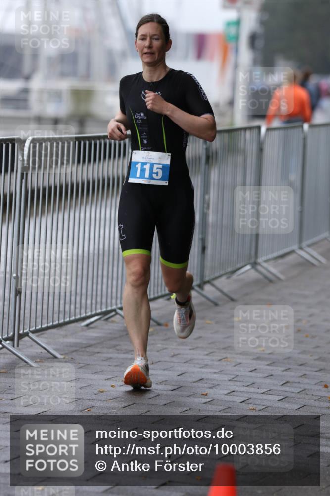 16.08.2026 - KN Förde Triathlon 2026 Antke Förster http://msf.ph/oto/10003856 16.08.2026 10:05:28 Laufen 115 meine-sportfotos.de