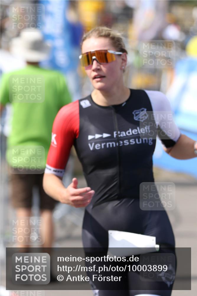 16.08.2026 - KN Förde Triathlon 2026 Antke Förster http://msf.ph/oto/10003899 16.08.2026 15:07:15 Laufen  meine-sportfotos.de