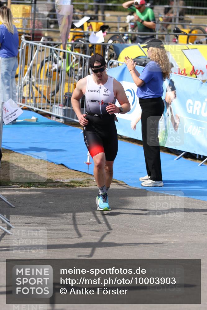 16.08.2026 - KN Förde Triathlon 2026 Antke Förster http://msf.ph/oto/10003903 16.08.2026 15:07:26 Laufen  meine-sportfotos.de