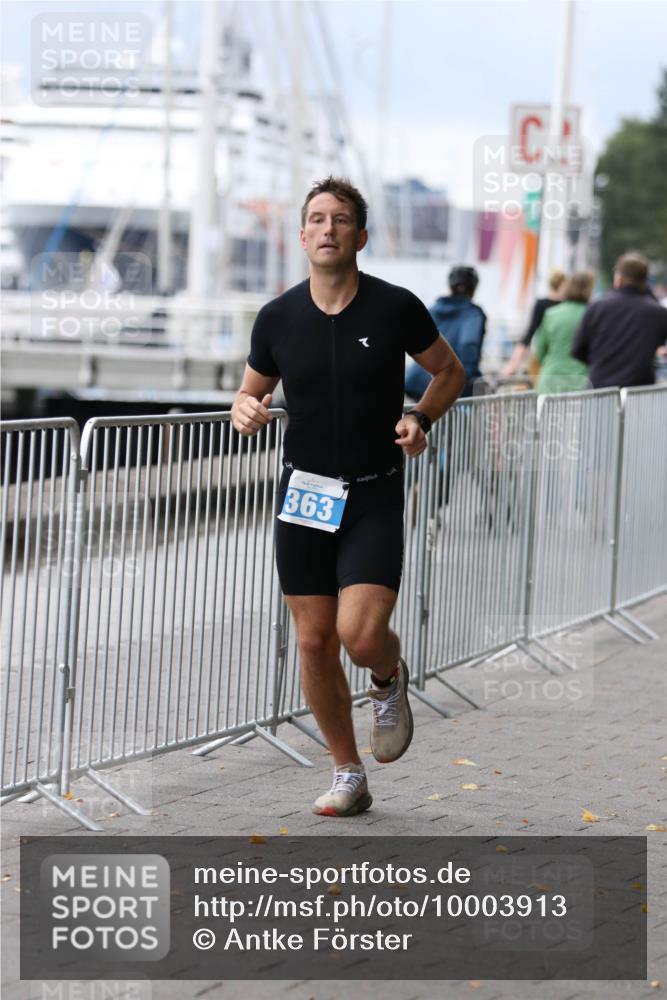 16.08.2026 - KN Förde Triathlon 2026 Antke Förster http://msf.ph/oto/10003913 16.08.2026 11:46:05 Laufen 363 meine-sportfotos.de