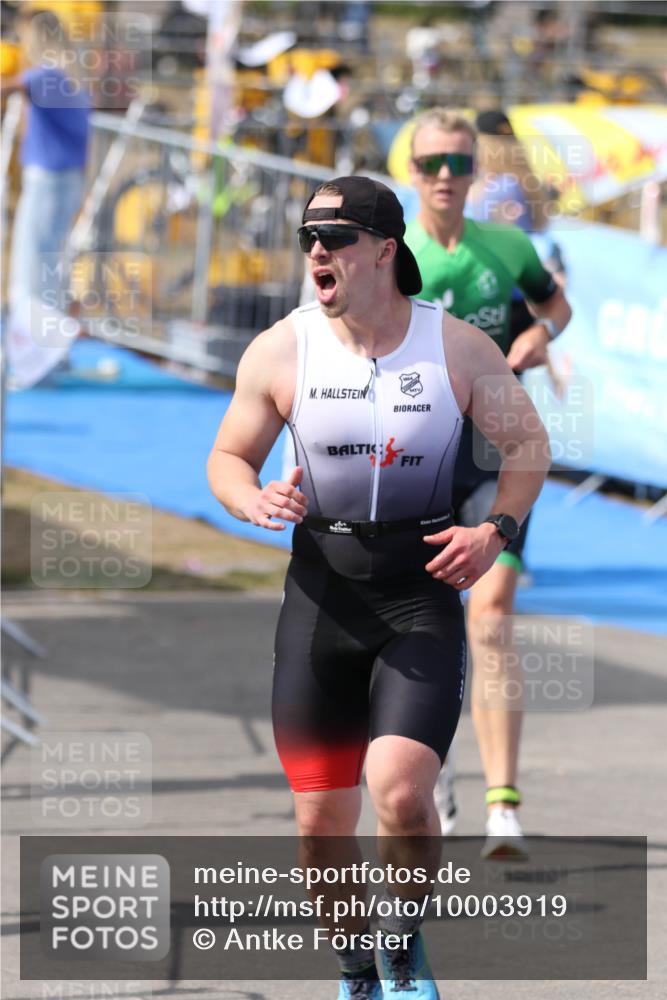 16.08.2026 - KN Förde Triathlon 2026 Antke Förster http://msf.ph/oto/10003919 16.08.2026 15:07:29 Laufen  meine-sportfotos.de
