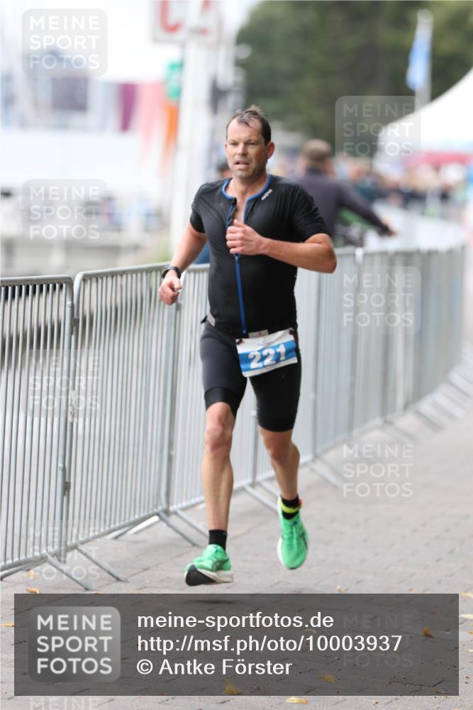 16.08.2026 - KN Förde Triathlon 2026 Antke Förster http://msf.ph/oto/10003937 16.08.2026 11:46:14 Laufen 221 meine-sportfotos.de