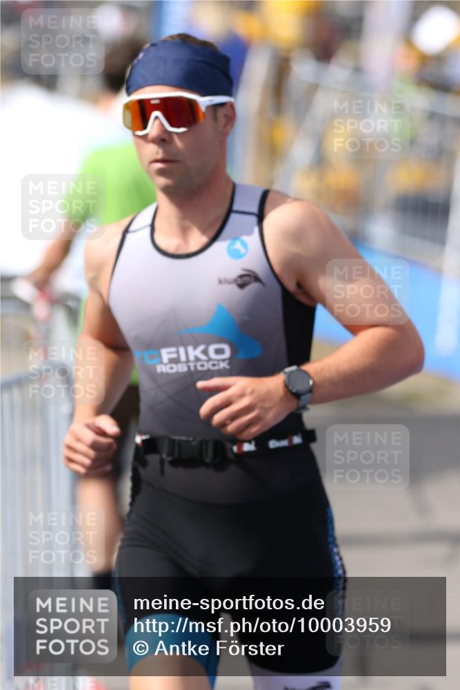 16.08.2026 - KN Förde Triathlon 2026 Antke Förster http://msf.ph/oto/10003959 16.08.2026 15:07:35 Laufen  meine-sportfotos.de