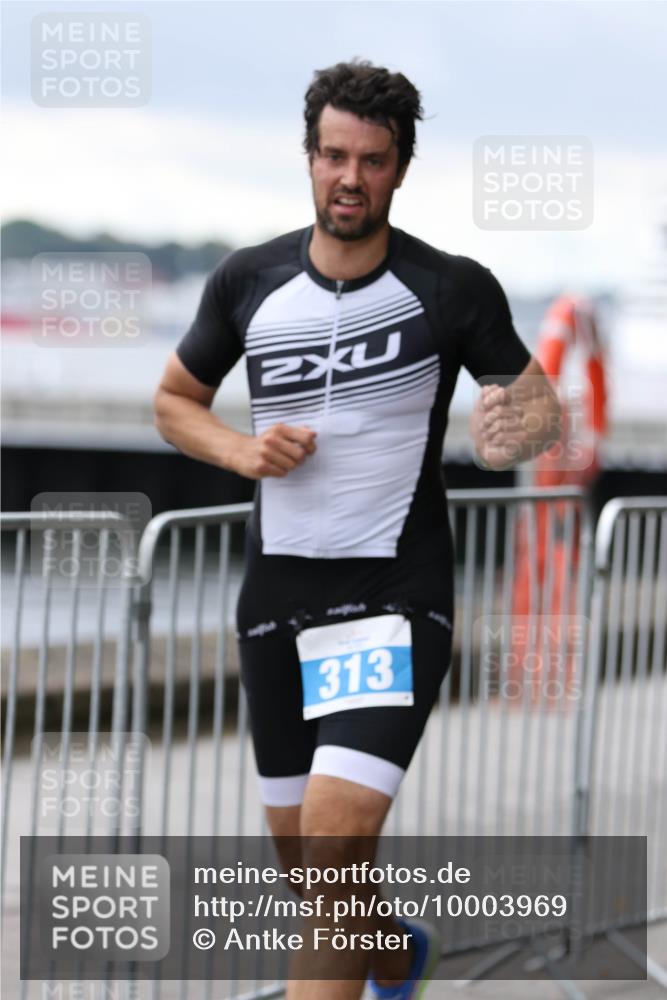 16.08.2026 - KN Förde Triathlon 2026 Antke Förster http://msf.ph/oto/10003969 16.08.2026 11:46:22 Laufen 313 meine-sportfotos.de