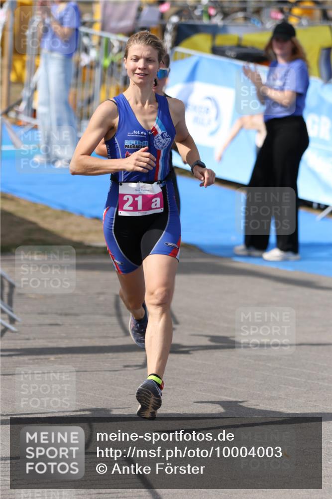 16.08.2026 - KN Förde Triathlon 2026 Antke Förster http://msf.ph/oto/10004003 16.08.2026 15:08:14 Laufen 21 meine-sportfotos.de