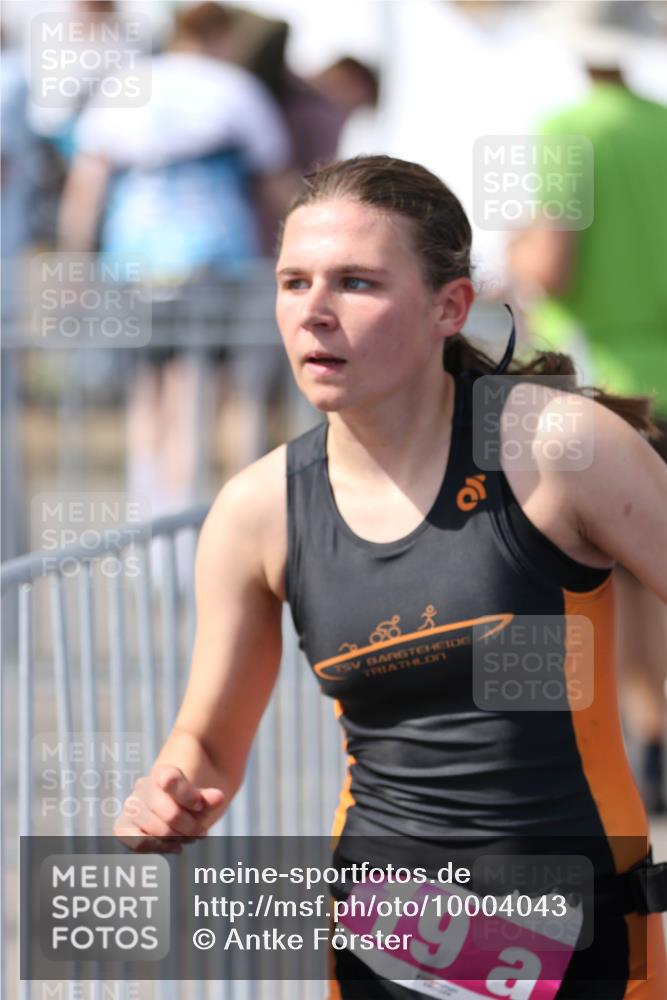 16.08.2026 - KN Förde Triathlon 2026 Antke Förster http://msf.ph/oto/10004043 16.08.2026 15:08:33 Laufen 33, 19 meine-sportfotos.de