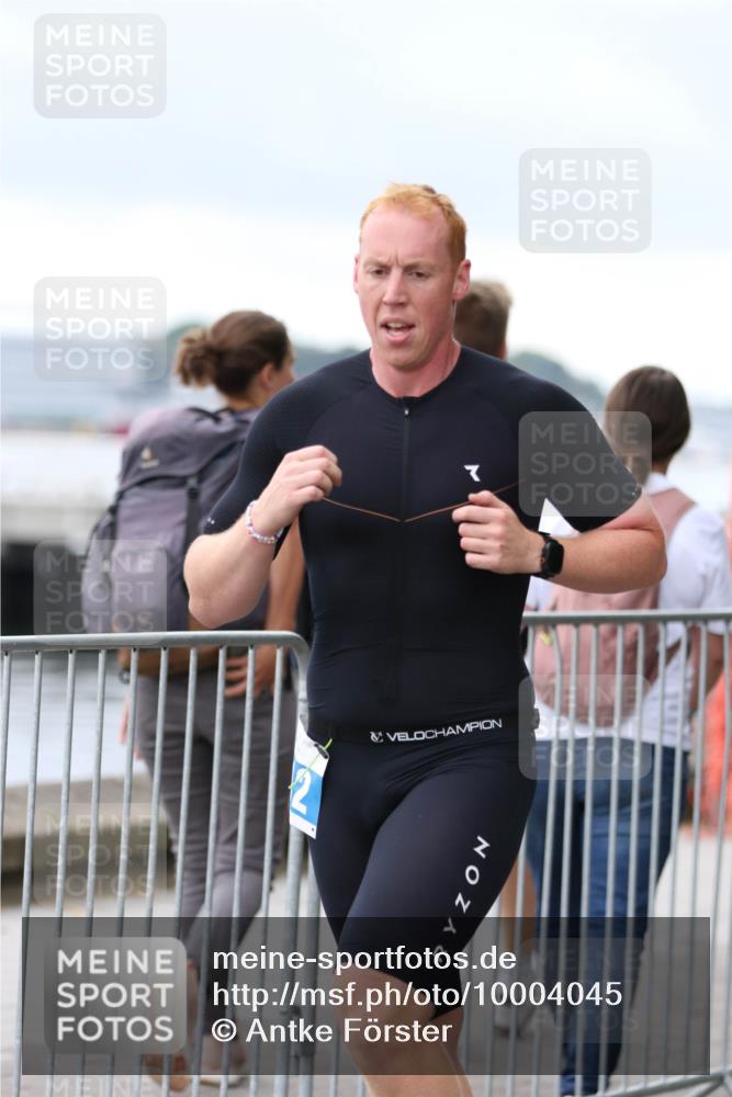 16.08.2026 - KN Förde Triathlon 2026 Antke Förster http://msf.ph/oto/10004045 16.08.2026 11:47:40 Laufen  meine-sportfotos.de