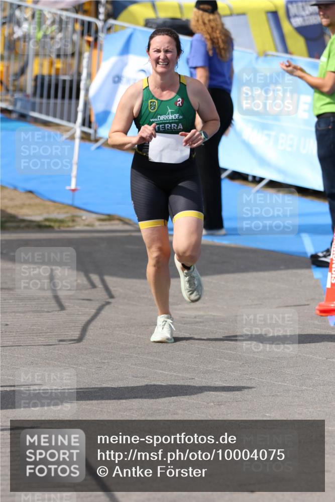 16.08.2026 - KN Förde Triathlon 2026 Antke Förster http://msf.ph/oto/10004075 16.08.2026 15:08:53 Laufen  meine-sportfotos.de