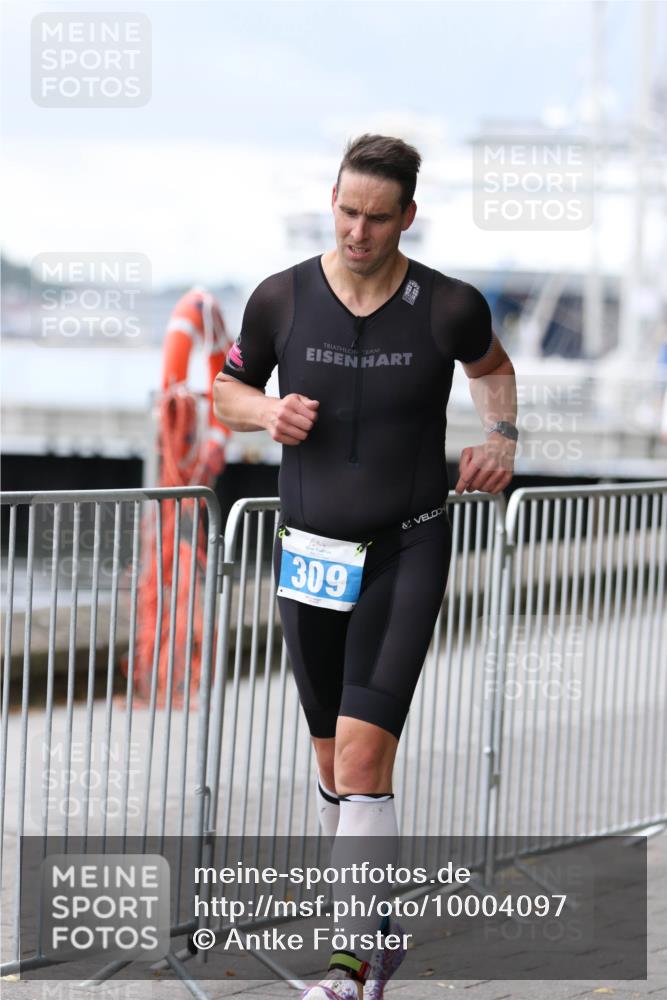 16.08.2026 - KN Förde Triathlon 2026 Antke Förster http://msf.ph/oto/10004097 16.08.2026 11:48:04 Laufen 309 meine-sportfotos.de