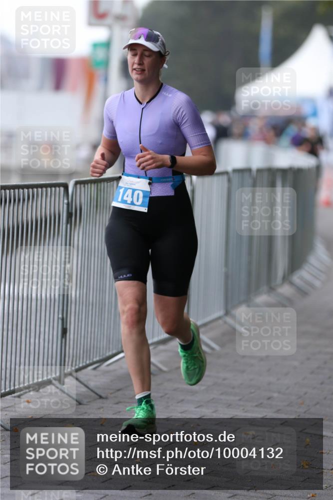 16.08.2026 - KN Förde Triathlon 2026 Antke Förster http://msf.ph/oto/10004132 16.08.2026 10:08:35 Laufen 140 meine-sportfotos.de