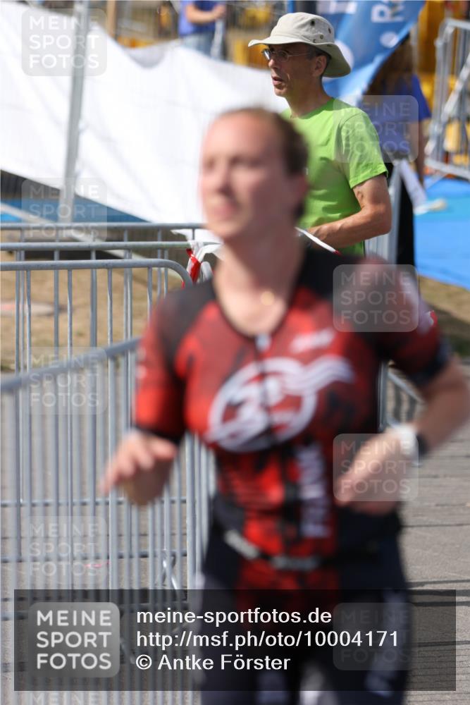 16.08.2026 - KN Förde Triathlon 2026 Antke Förster http://msf.ph/oto/10004171 16.08.2026 15:11:45 Laufen  meine-sportfotos.de