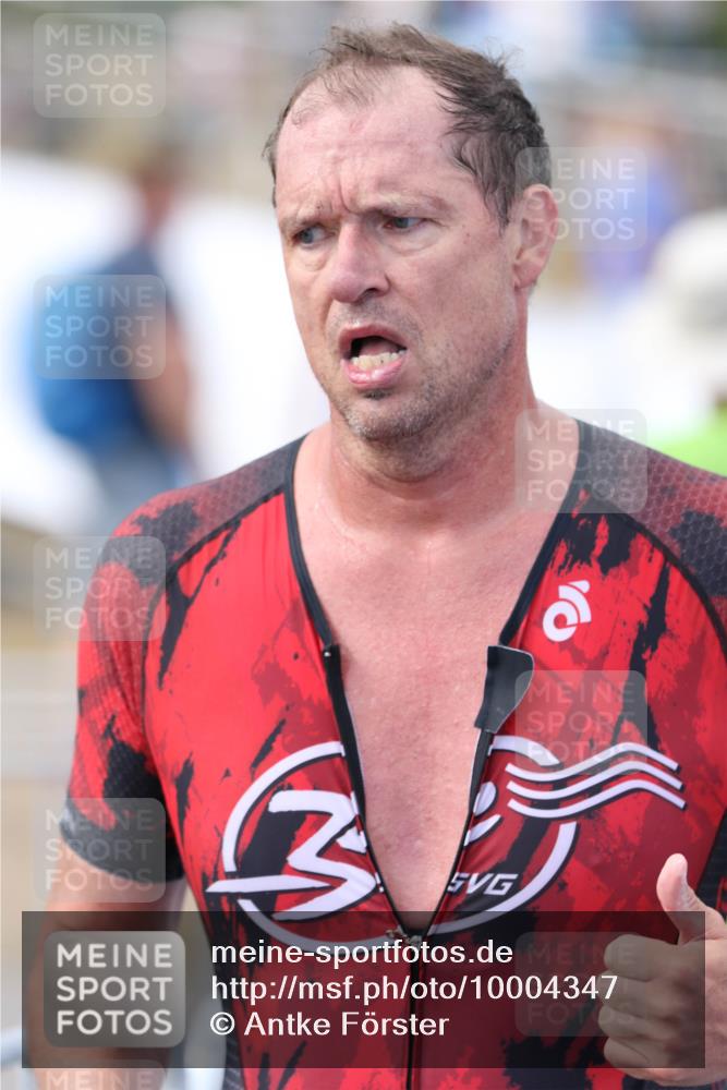 16.08.2026 - KN Förde Triathlon 2026 Antke Förster http://msf.ph/oto/10004347 16.08.2026 15:26:39 Laufen  meine-sportfotos.de