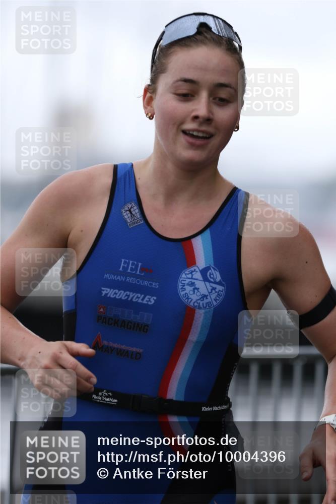 16.08.2026 - KN Förde Triathlon 2026 Antke Förster http://msf.ph/oto/10004396 16.08.2026 10:10:14 Laufen  meine-sportfotos.de