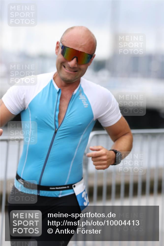 16.08.2026 - KN Förde Triathlon 2026 Antke Förster http://msf.ph/oto/10004413 16.08.2026 11:50:02 Laufen 3 meine-sportfotos.de