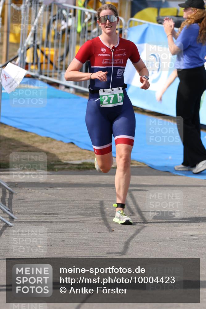 16.08.2026 - KN Förde Triathlon 2026 Antke Förster http://msf.ph/oto/10004423 16.08.2026 15:29:48 Laufen 27 meine-sportfotos.de