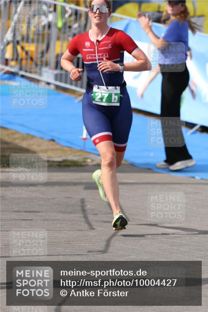 16.08.2026 - KN Förde Triathlon 2026 Antke Förster http://msf.ph/oto/10004427 16.08.2026 15:29:48 Laufen 27 meine-sportfotos.de
